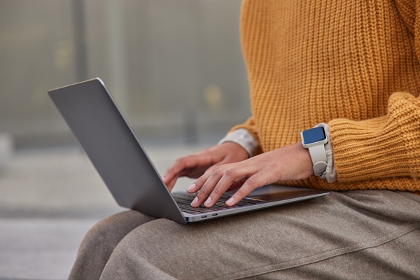Building a Strong Online Presence: Tips for Student Artists