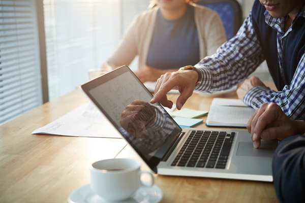 Building a Strong Network: Networking Tips